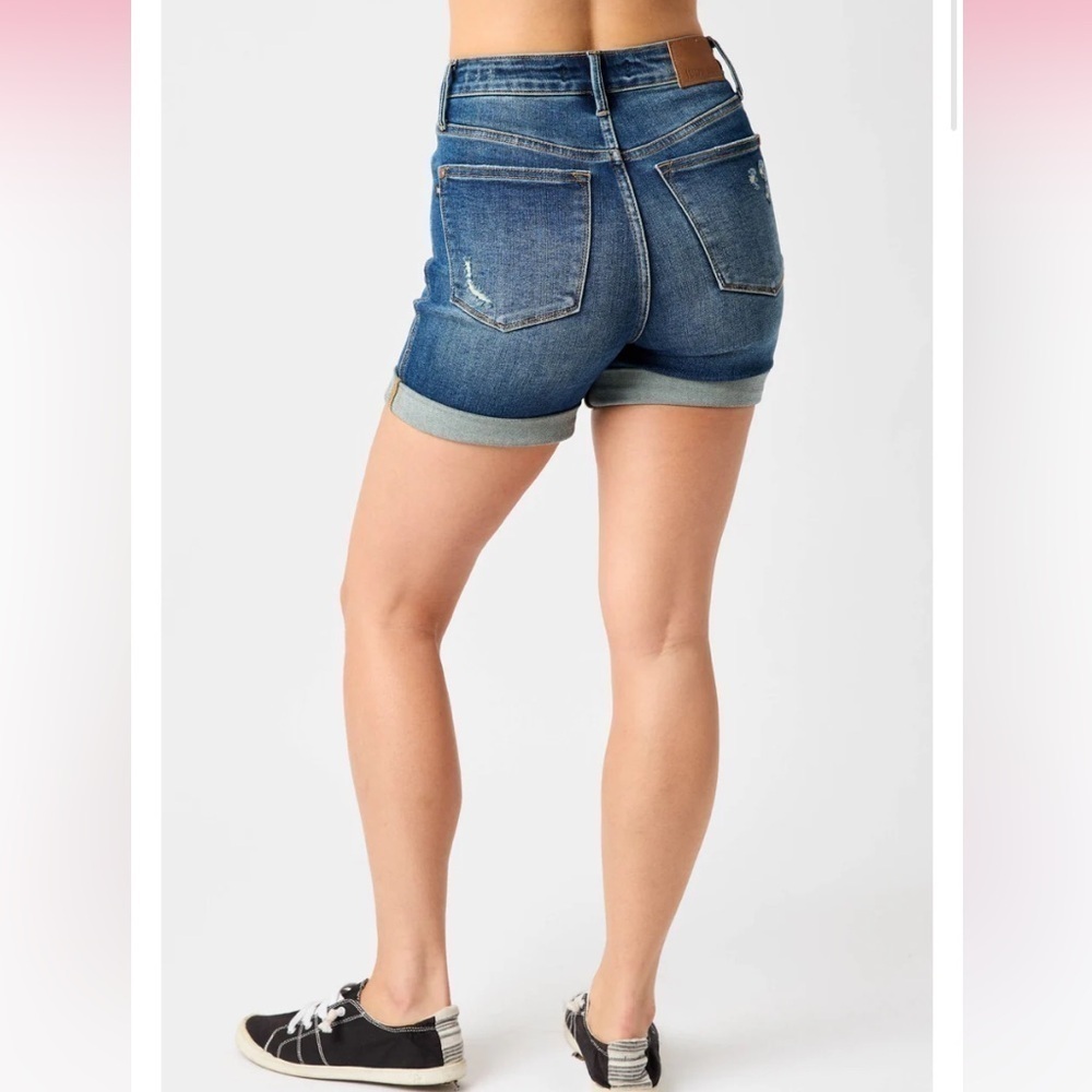 Judy Blue High Waisted Vintage Wash Tummy Control Cuffed Denim Short Plus 2X - Picture 4 of 16